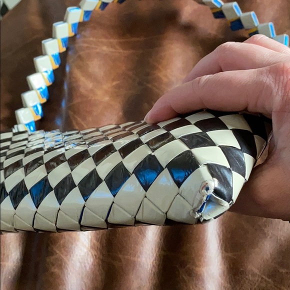 Checked handbag - Picture 5 of 5